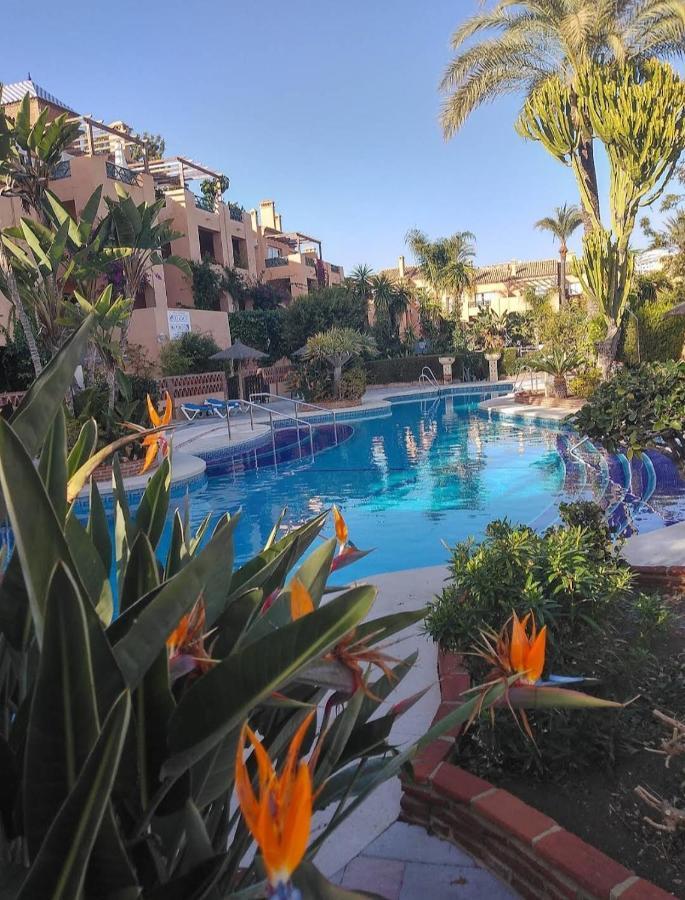 Апартаменты Riviera Del Sol Piscinas Playas Y Golf Малага Экстерьер фото